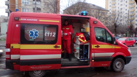 Și-a găsit sfârșitul pe stradă, deși trei ambulanțe au venit să-l  salveze