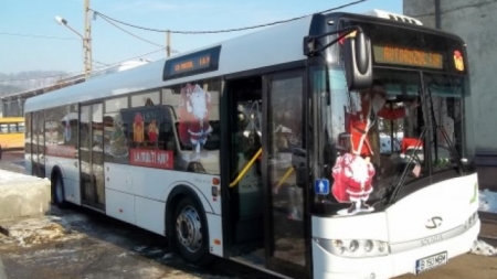 Autobuzul lui Moş Crăciun circulă până în 29 decembrie