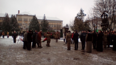 Ceremonial militar și religios de Ziua Victoriei Revoluției