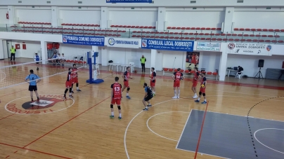 Volei. București – Baia Mare: 6-0