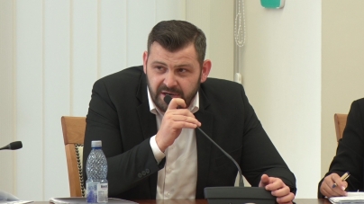 Priviți pentru ce e plătit cu peste 11.000 lei/lună vicepreședintele CJ, George Moldovan (VIDEO)