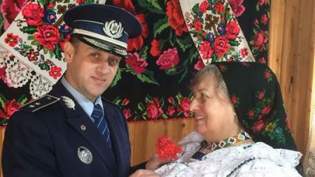 De 8 Martie, polițiștii maramureșeni sunt cu gândul mai mult la femei
