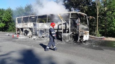 De un weekend plin de incendii au avut parte pompierii maramureșeni