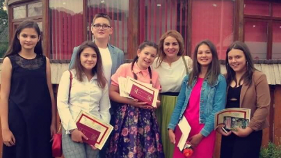 O zi încărcată de emoții, flori, zâmbete și diplome