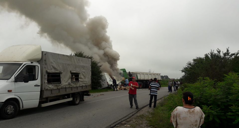 Accident rutier cu două victime și un incendiu (GALERIE FOTO și VIDEO)