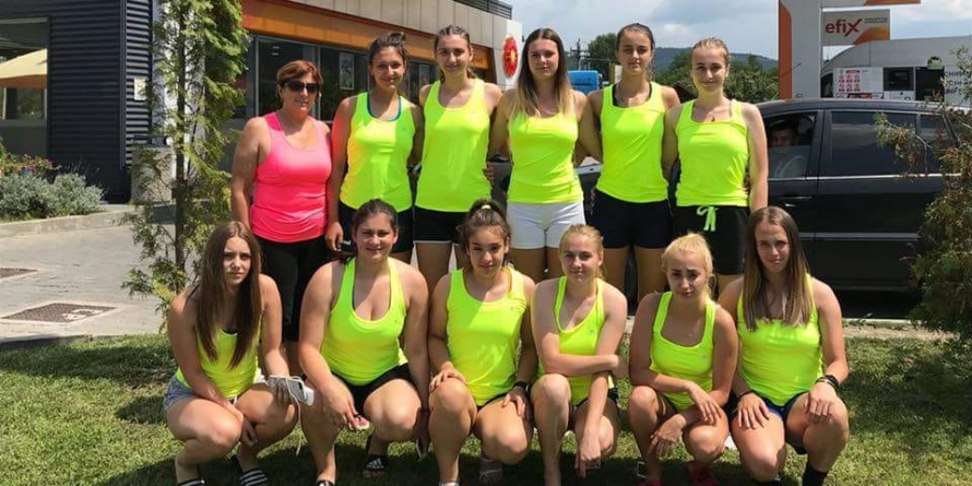 Baia Mare prezentă cu două echipe la finala Campionatului Național de Beach Handball pentru juniori