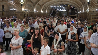 Îndemn episcopal: ”Să trăim astfel ca să nu-L pierdem pe Dumnezeu” (GALERIE FOTO)