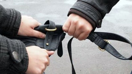 Femeie salvată de doi polițiști aflați în timpul liber