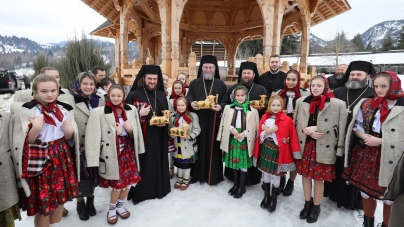 Hramul de iarnă la Mănăstirea Moisei,  cea mai veche din Eparhie (GALERIE FOTO)