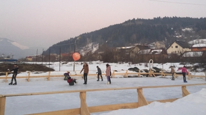 Azi se deschide patinoar în Borșa