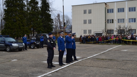 Jandarmii își deschid porțile pentru publicul larg