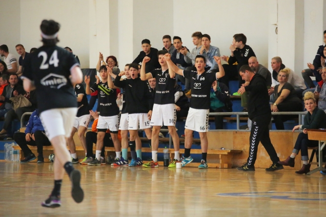 Academia de Handbal Minaur s-a calificat la turneele finale ale campionatului național cu 3 echipe