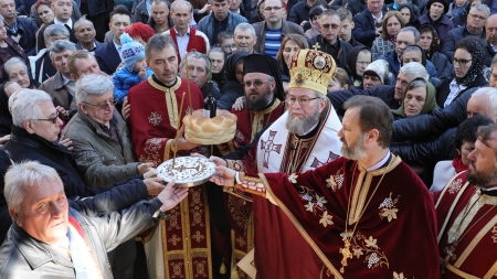 În Altarul de vară al Mănăstirii Rohia, slujbă de pomenire a părintelui Nicolae Steinhardt (GALERIE FOTO)