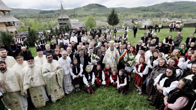 Adevăr reamintit la biserica din Şesu Mănăstirii: Iisus Hristos, Răscumpărătorul proiectului numit ”umanitate” (GALERIE FOTO)