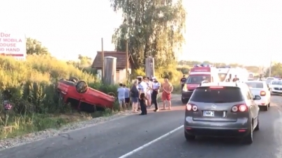 Șase răniți într-un accident la Groși. Din nou se arată cu degetul spre acostamentul dubios