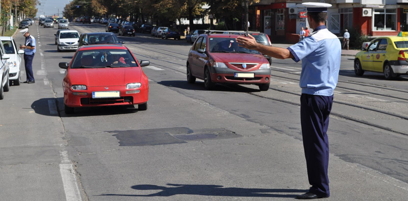 Nu avea permis și nici ITP valabile, dar avea viteză