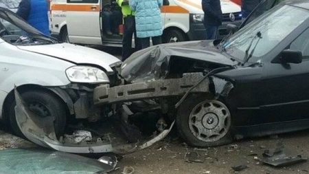 Algebra unui accident din Șomcuta Mare: combinări de trei  (mașini) luate  (la ciocnit) câte două