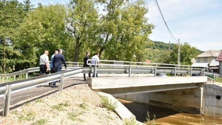 Două poduri peste Bârsău, construite în Valea Chioarului