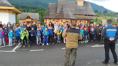 200 de elevi au participat la Tabăra de vară alpină (GALERIE FOTO)