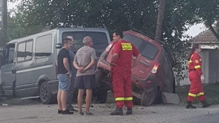 Accident cu un microbuz de Maramureș în județul Satu Mare