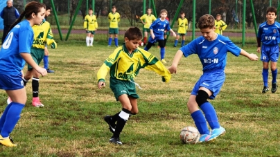 A început Cupa Satelor la minifotbal