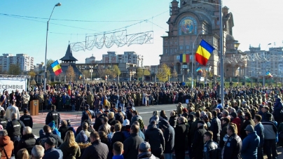 Aproape 10.000 de oameni au asistat la parada de 1 Decembrie (GALERIE FOTO)