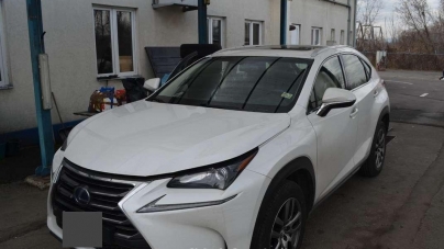 Lexus de 35.000 de euro – furat din Italia, recuperat la Sighet