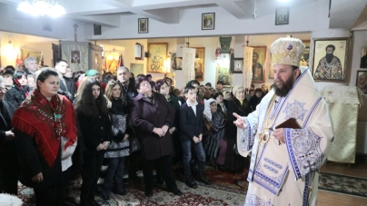 Arhiereul vicar Timotei: ”Fiecare dintre noi putem să fim, la un moment dat, Zaheu vameşul” (GALERIE FOTO)