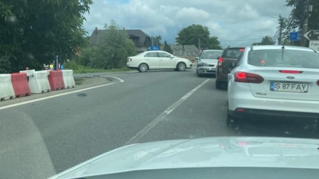 Neatenția cu șofatul nu fac casă bună: Accident în Tăuții Măgherăuș din cauza unei neacordări de prioritate (VIDEO ȘI FOTO)