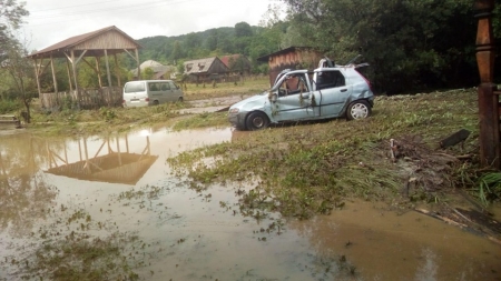 Maramureșul, în zodia ploilor: Noi coduri galbene de pericol de inundații, instabilitate atmosferică și intensificări de vânt