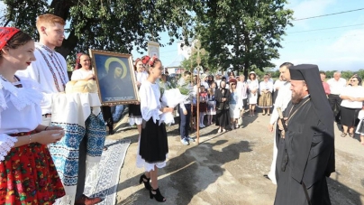 PS Timotei a liturghisit în Parohia Posta și a sfințit noua capelă de cimitir din localitate