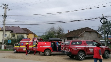 Intervenție Salvamont Maramureș: O femeie s-a accidentat în timp ce se afla la cules de ciuperci în zona Remetea Chioarului (VIDEO ȘI FOTO)