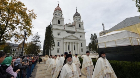 Patriarhul Daniel: Apel la coresponsabilitate şi cooperare, pentru a evita constrângeri excesive