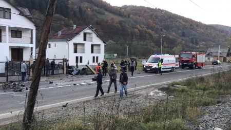 Tragedie rutieră: Accident mortal la intrarea în Moisei dinspre Vișeu de Sus. Bărbat decedat în urma impactului violent (FOTO)