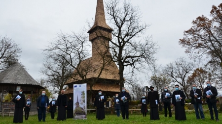 La Biserica „Cuvioasa Parascheva” Desești, conferința de lansare a proiectului “Biserica alături de comunitățile marginalizate din teritoriul GAL Mara-Gutâi” (FOTO)