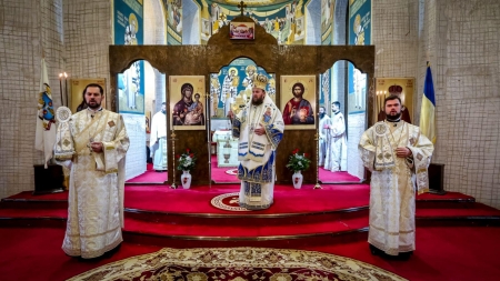 PS Timotei Sămăreanul a săvârșit Sfânta Liturghie la Mănăstirea „Nașterea Sfântului Prooroc Sfântul Ioan Botezătorul” Scărișoara Nouă (GALERIE FOTO)