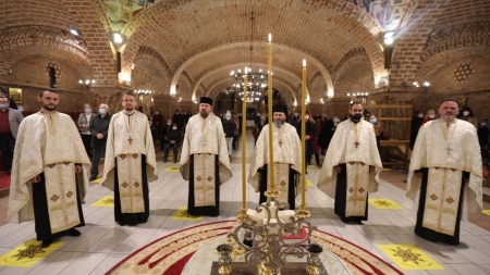 Pavecerniţa Mare unită cu Litia la Catedrala Episcopală „Sfânta Treime” din Baia Mare (GALERIE FOTO) 