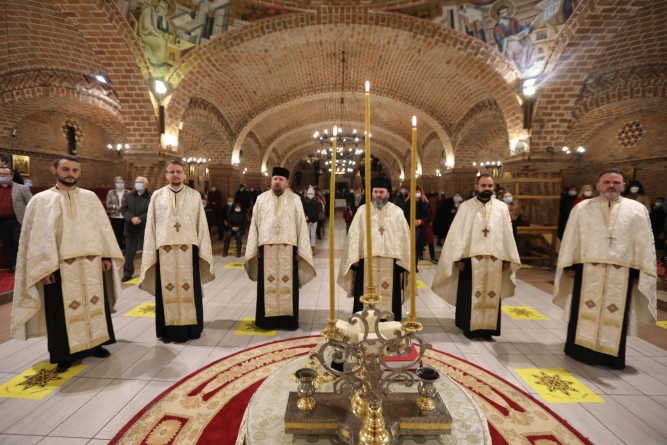 Pavecerniţa Mare unită cu Litia la Catedrala Episcopală „Sfânta Treime” din Baia Mare (GALERIE FOTO) 