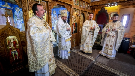 Sfânta Liturghie arhierească la Penitenciarul Baia Mare (GALERIE FOTO)