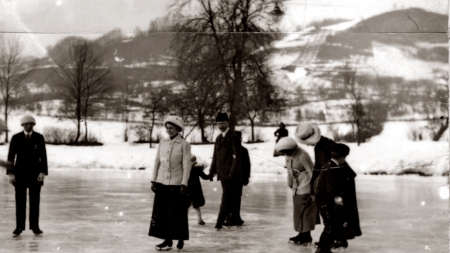 Aducere aminte: Patinoar pentru băimăreni acum 100 de ani (FOTO)