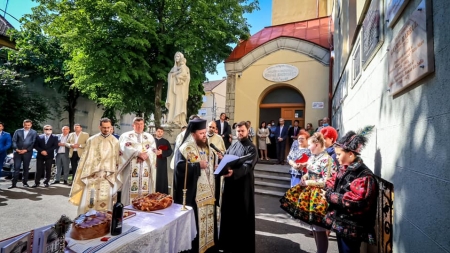 PS Timotei a târnosit Paraclisul din incinta Colegiului Național „Mihai Eminescu” din Satu Mare (FOTO)