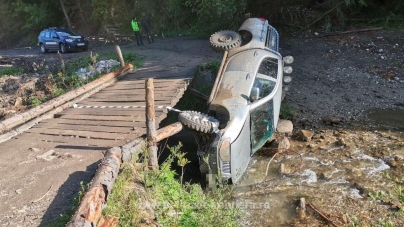 Urmărire ca în filme și focuri de armă trase asupra mașinii conduse de un maramureșean