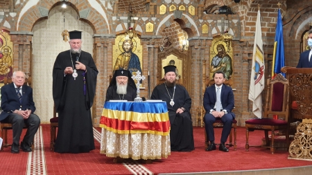 PS Iustin: „Maramureșul se poate mândri cu credința lui puternică, cultura lui seculară”; Județul nostru, gazdă a unui simpozion internațional (FOTO)