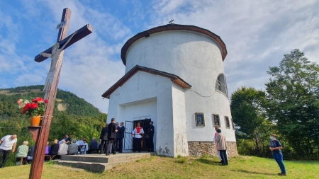 Romano-catolicii băisprieni au sărbatorit hramul Capelei Kalvaria (FOTO)