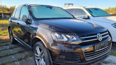 Volkswagen Touareg, în valoare de 100.000 de lei, furat din Germania, descoperit în Petea