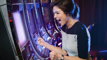 Cele mai populare jocuri de tip slots pe mobile (Android și iOS)