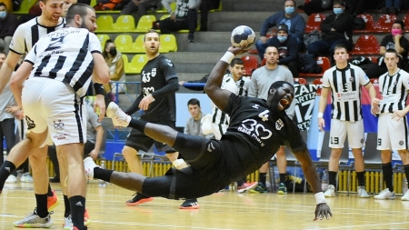 Handbal masculin Cupe Europene. Minaur Baia Mare a câștigat partida și s-a calificat în optimile EHF European Cup. Așadar aventura europeană va putea continua!