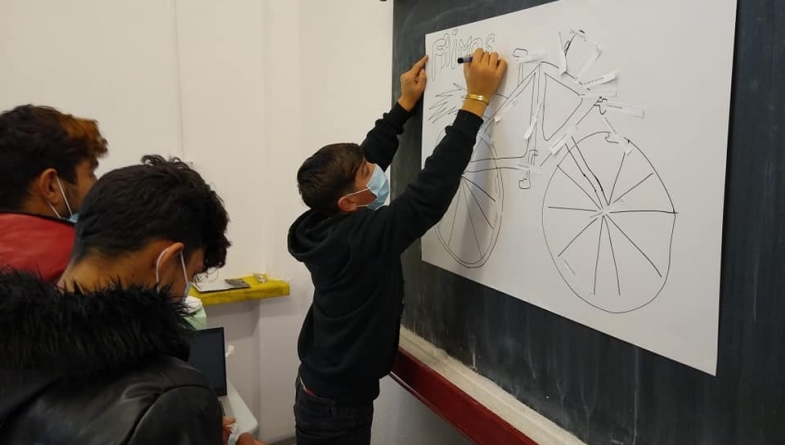 Edu-bike workshop: Adolescenții de pe Pirită vor avea parte de educație rutieră și vor învăța să repare biciclete (FOTO)