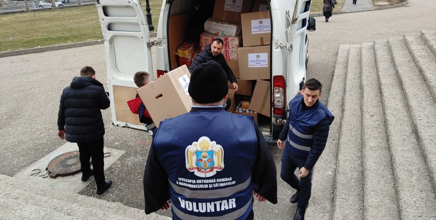 Voluntarii Episcopiei Ortodoxe Române a Maramureșului și Sătmarului sunt de opt zile în ajutorul refugiaților din Ucraina (FOTO)