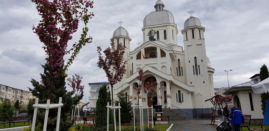 Duminica Floriilor: Concert pascal la Biserica „Sfinții Arhangheli Mihail și Gavril” Baia Mare